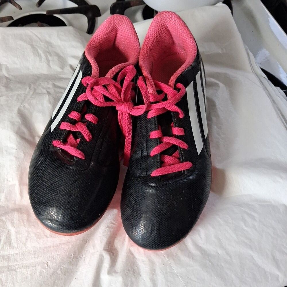 Adidas Conquisto FG Cleats Black Pink Men’s Size 4 Soccer Shoes B25594